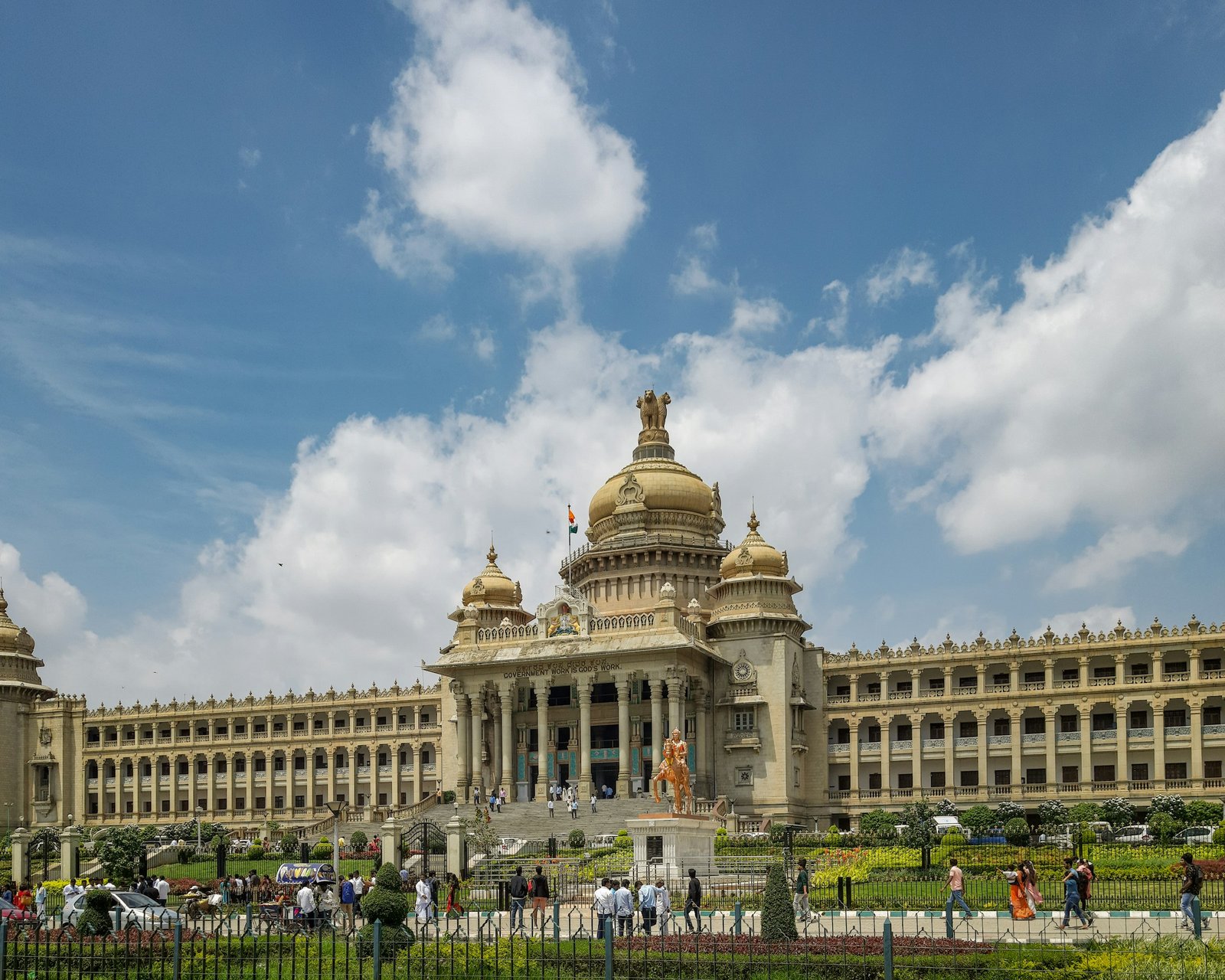 Bangalore Palace - Maha Tours and Travels